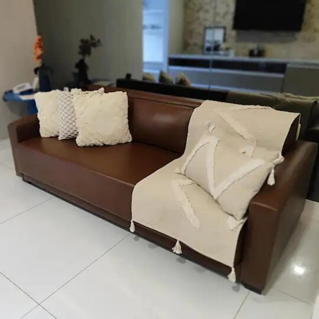 Flat 527 Ritz - *